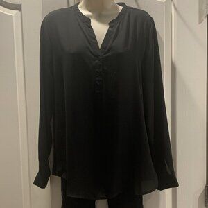 Violet & Claire Long-Sleeve Black Blouse
